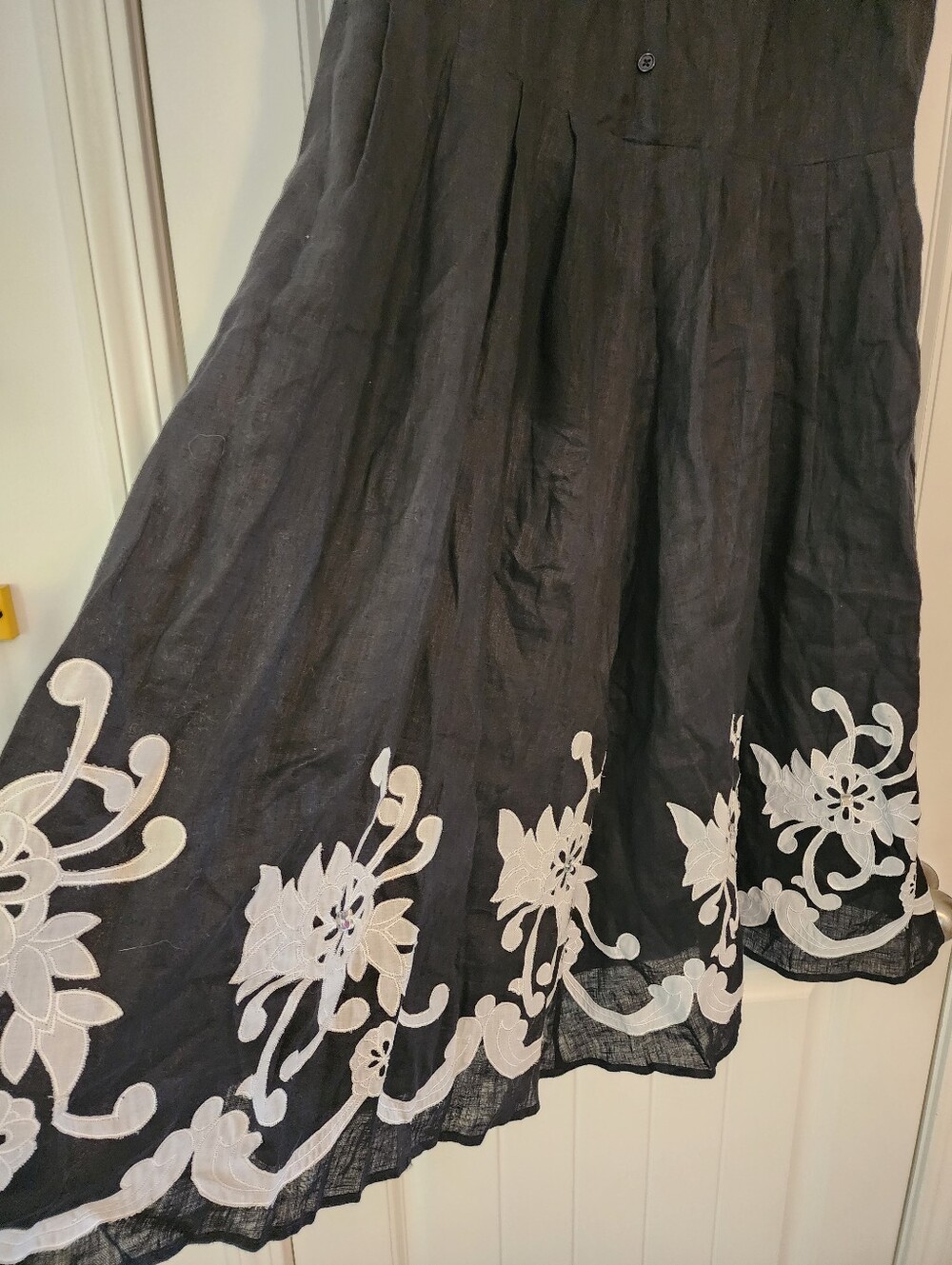 Peter Nygard Black White Floral Border 100% Linen Sleeveless Midi Dress Sz 12 - Picture 2 of 12